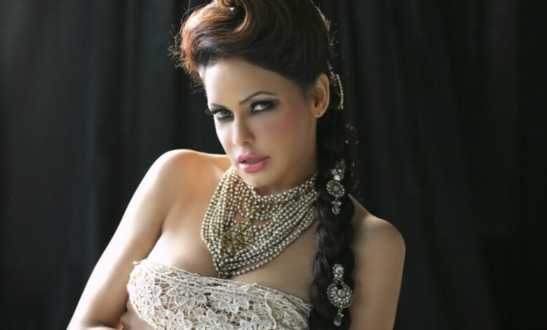 Actress Poonam Jhawer Talks About Her Glorious Journey in Bollywood