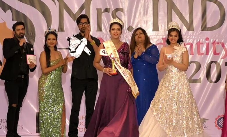 Nisha Pradhan crowned as Mrs.INDIA My Identity Runner Up 2022 and also bestowed with Sib title Iron Lady