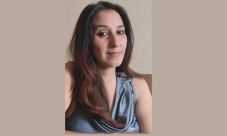 Strategic PR, Echo.E, Henna Misri